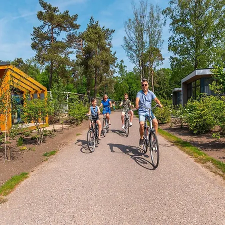 Modern In A Park, Bordering The Hoge Veluwe National Park Chalet *